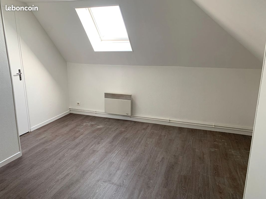 Appartement 2 pièces 31 m² · à Saint-Quentin · 31 m² · 295 €/mois