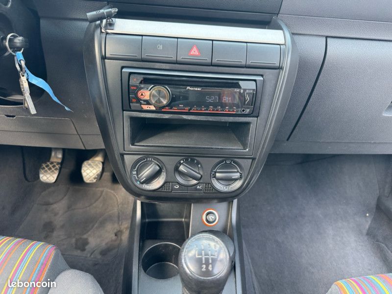 Volkswagen FOX 1.2 55CH TREND (image 15)