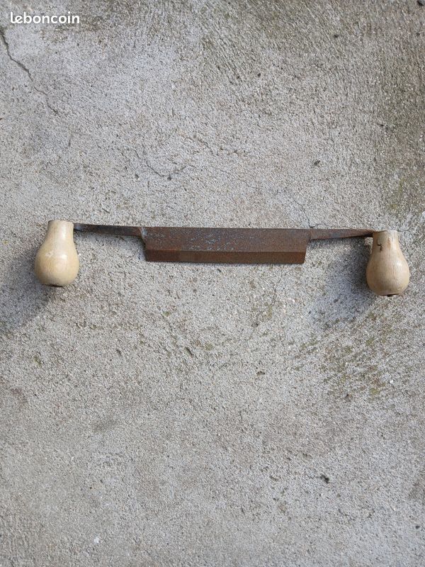 Ancienne Plane De Menuisier – Outil Ancien En Fer – Lame En Acier