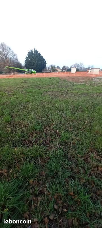 Terrain 723 m² Bey · 88 000 €