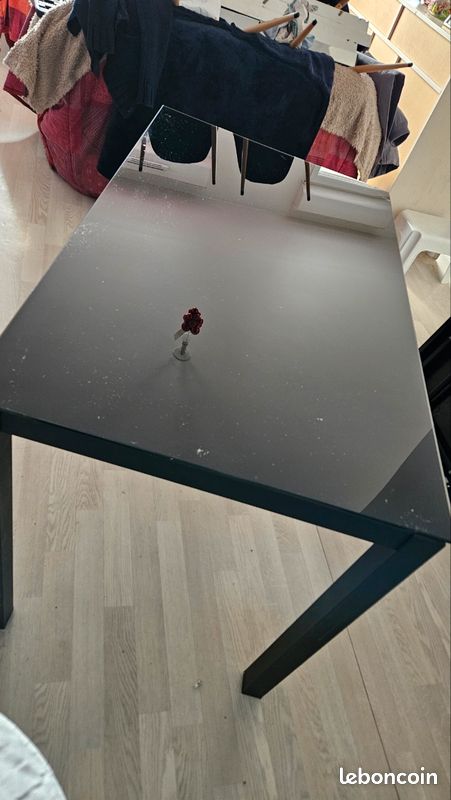 Table en verre (image 2)