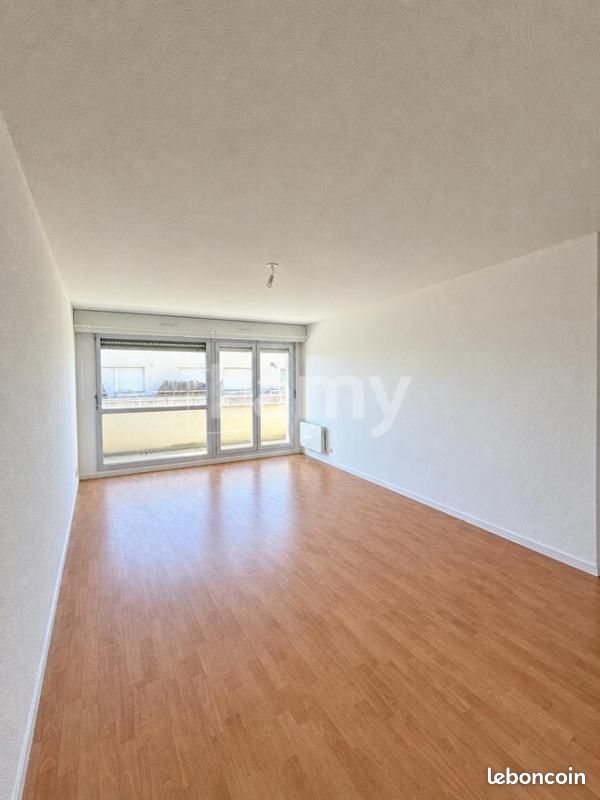 Appartement 3 pièces 74 m² · à Bordeaux · 74 m² · 857 €/mois
