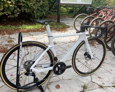 Vélo De Route GIANT – Taille XS – Cadre Carbone – 8 Kg – Très Bon état – Femme