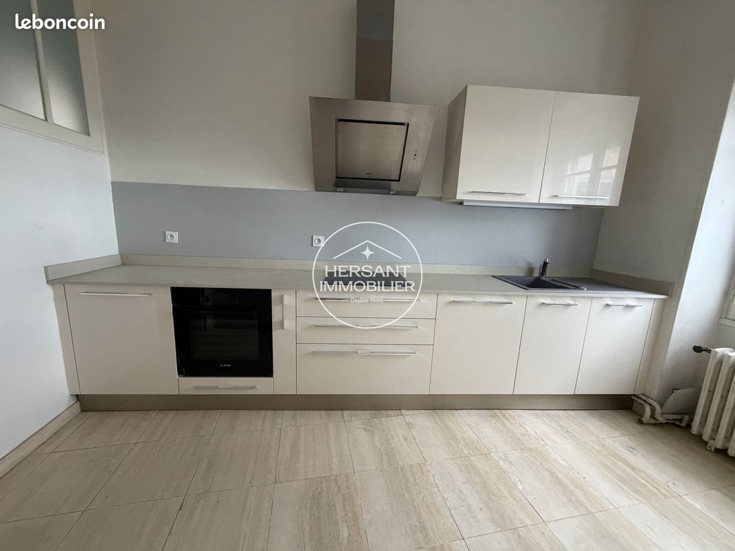 Appartement 3 pièces 72 m² · à Saint-Ay · 72 m² · 699 €/mois