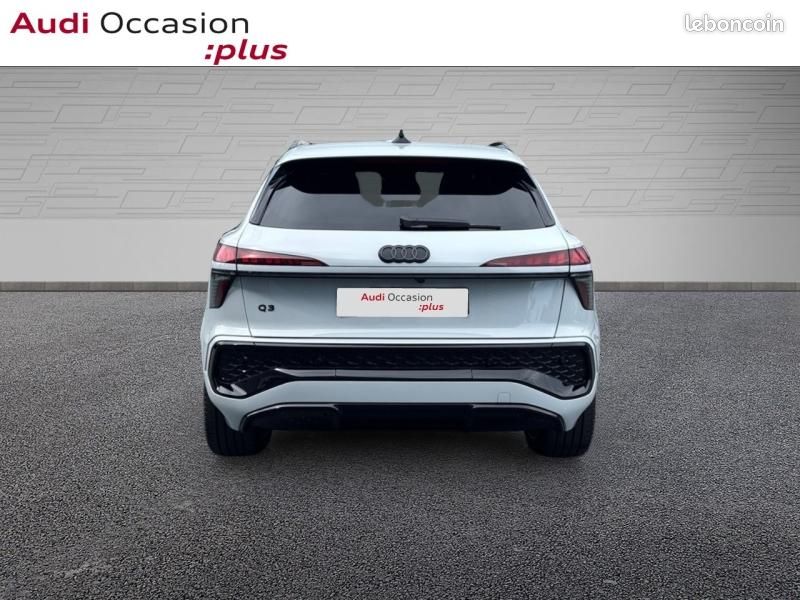Audi Q3 1.5 e-hybrid 272ch S line S tronic 6 (image 23)
