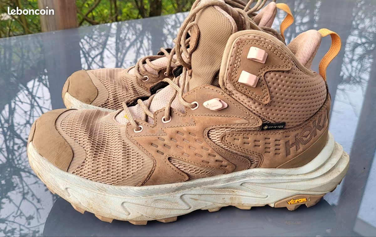 Basket hoka en gortex (image 1)