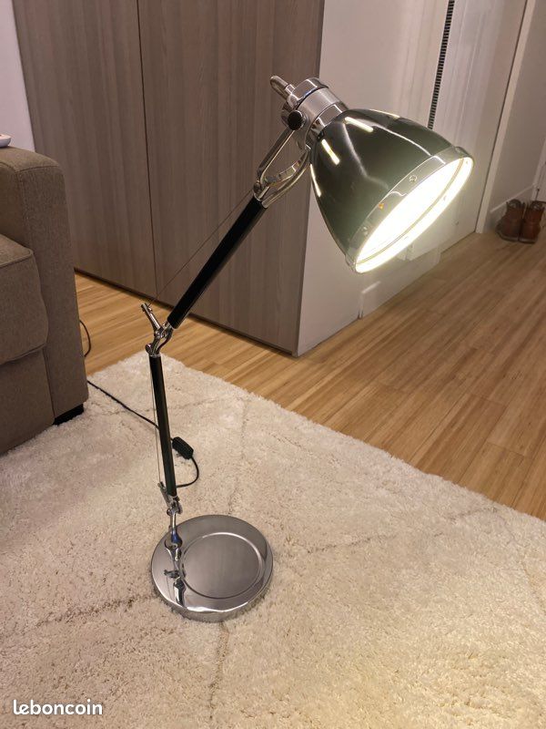 Lampe d’architecte (image 1)
