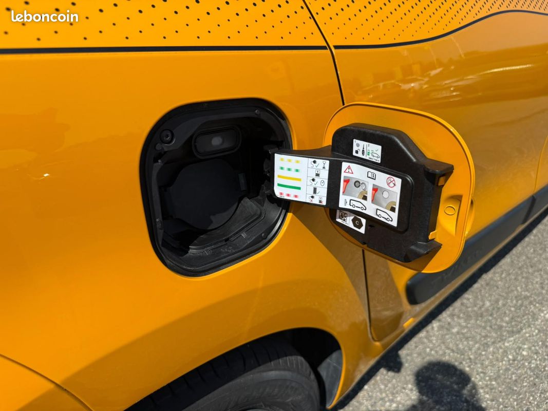 RENAULT TWINGO E-Tech Electrique Achat intégral III BERLINE Zen PHASE 2 (image 37)