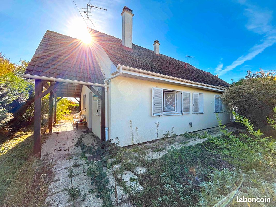 Maison 3 pièces 90 m² · à Château-Landon · 90 m² · 118 000 €