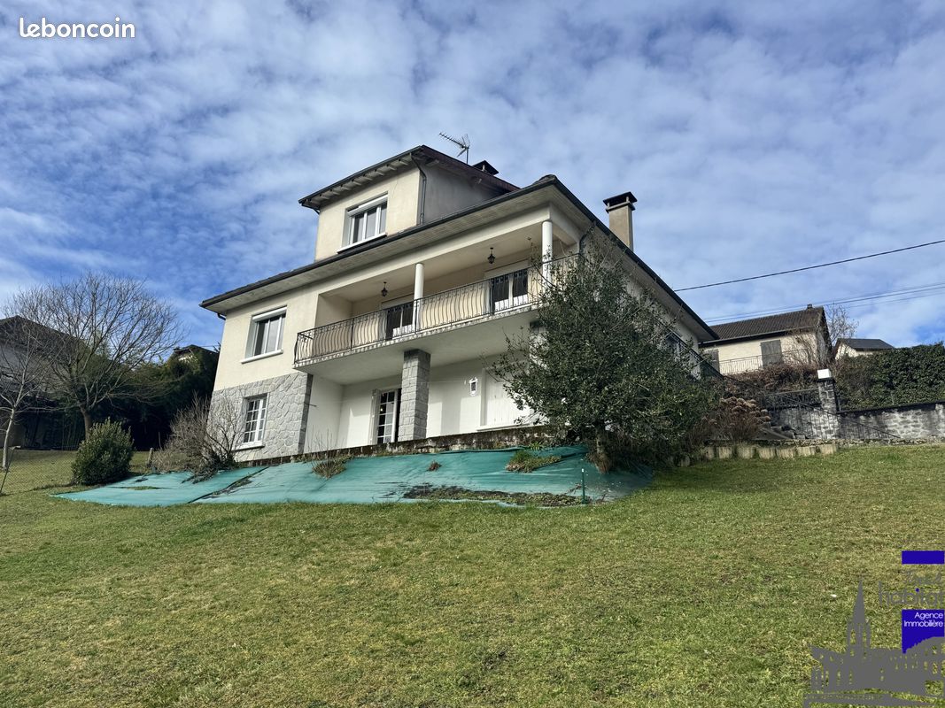 Maison 5 pièces 143 m² · à Tulle · 143 m² · 850 €/mois
