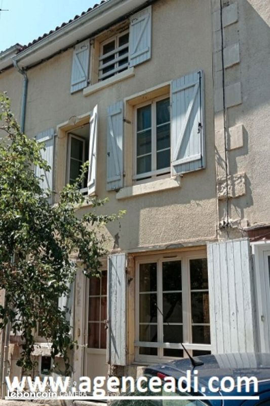 Maison 4 pièces 70 m² · à Saint-Maixent-l'École · 70 m² · 75 600 €