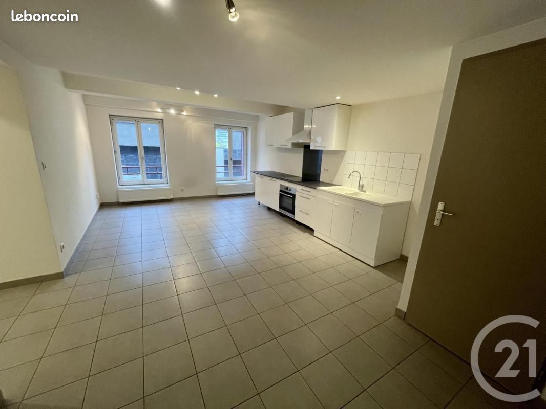 Appartement 3 pièces 52 m² · à Beaujeu · 52 m² · 530 €
