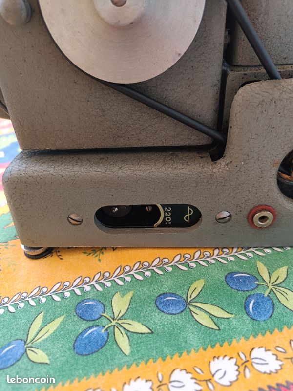 Projecteur Ciné GEL Royal 500 - Photo, audio & vidéo