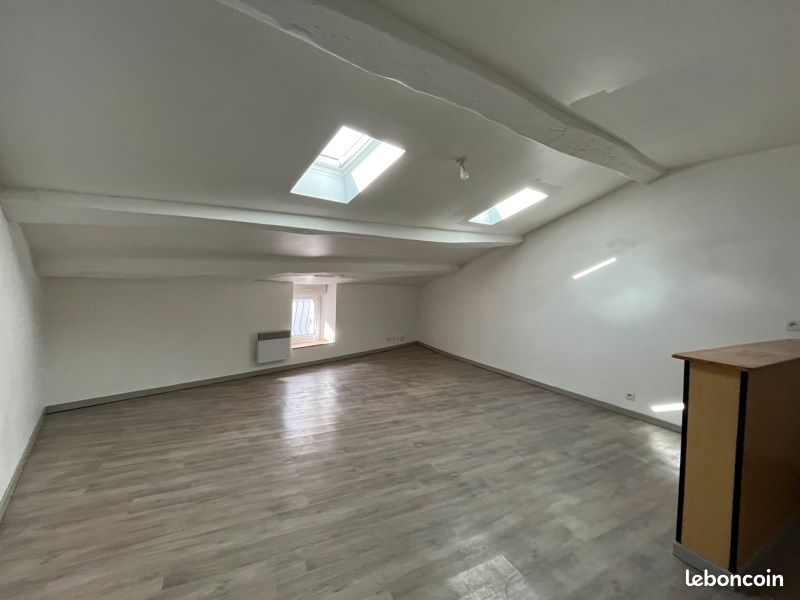 Local commercial 105 m² · à Mauzé-sur-le-Mignon · 105 m² · 166 625 €