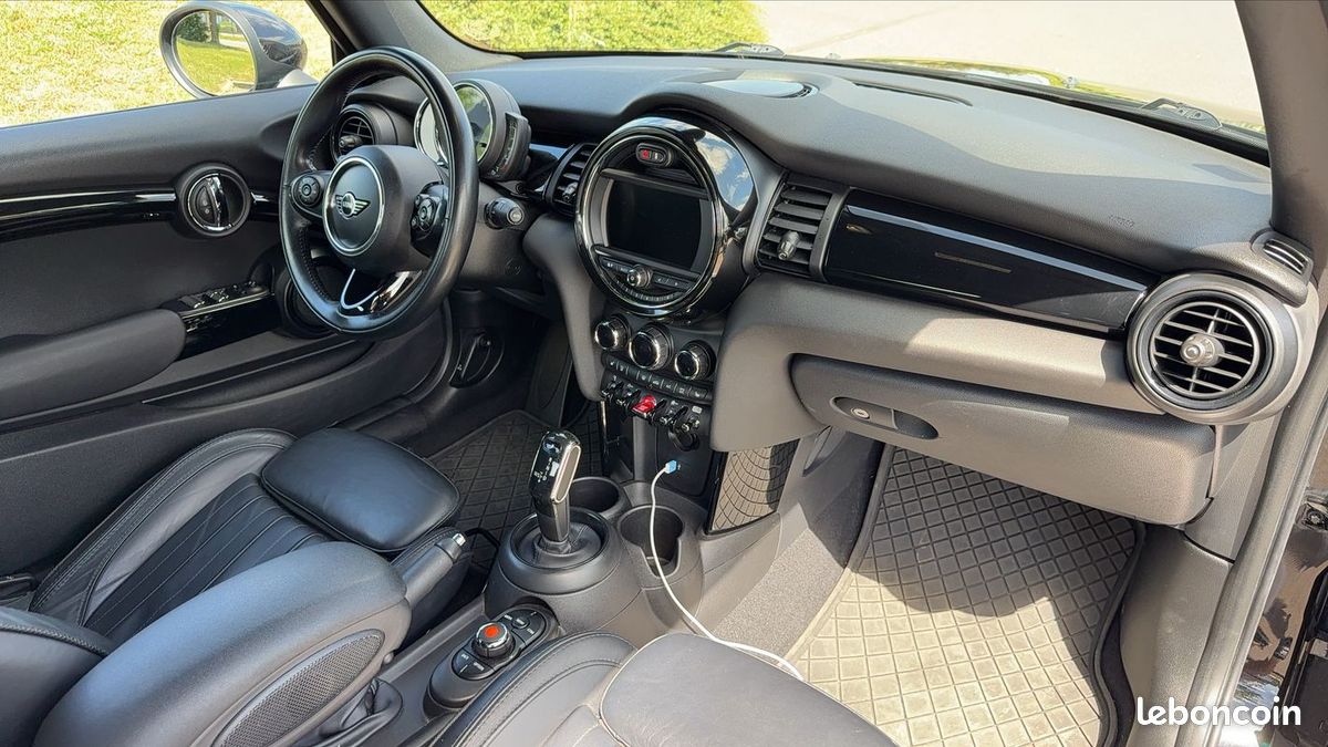 Mini Mini Cabriolet III 1.5 136 BVA Cooper (image 10)
