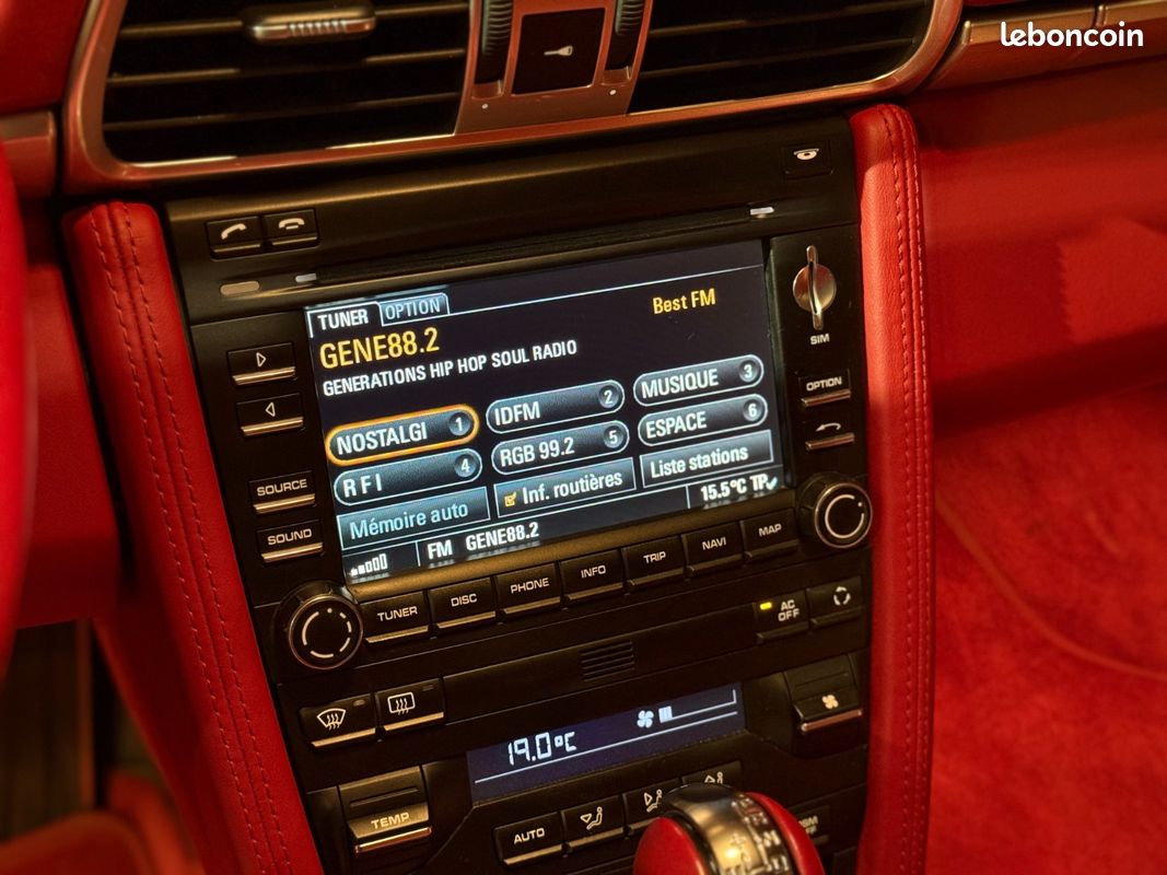 Porsche 911 997 Carrera GTS 408ch PDK Echappement Sport / Pack Chrono / Bose (image 18)