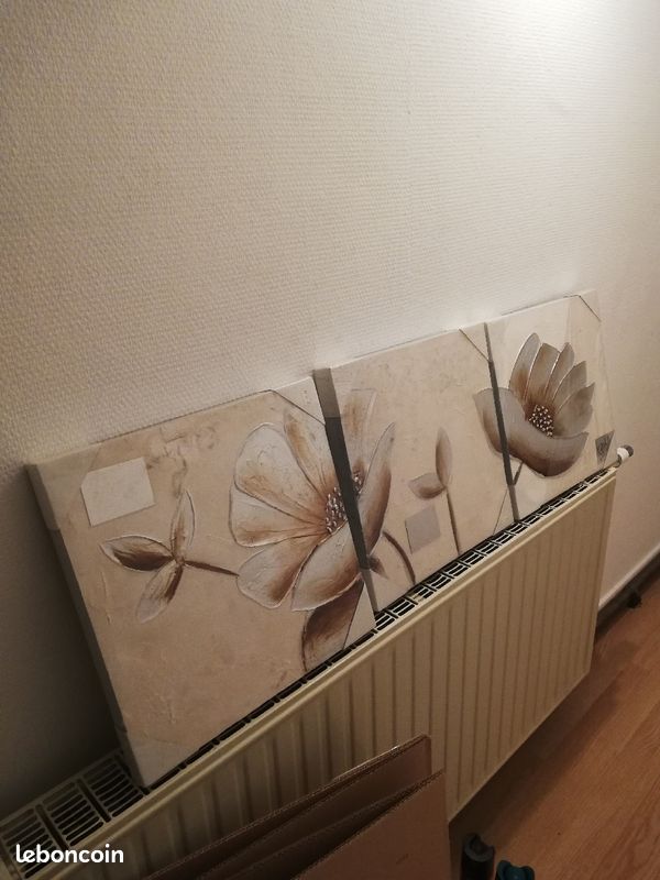 Triptyque Pabl en relief (image 1)