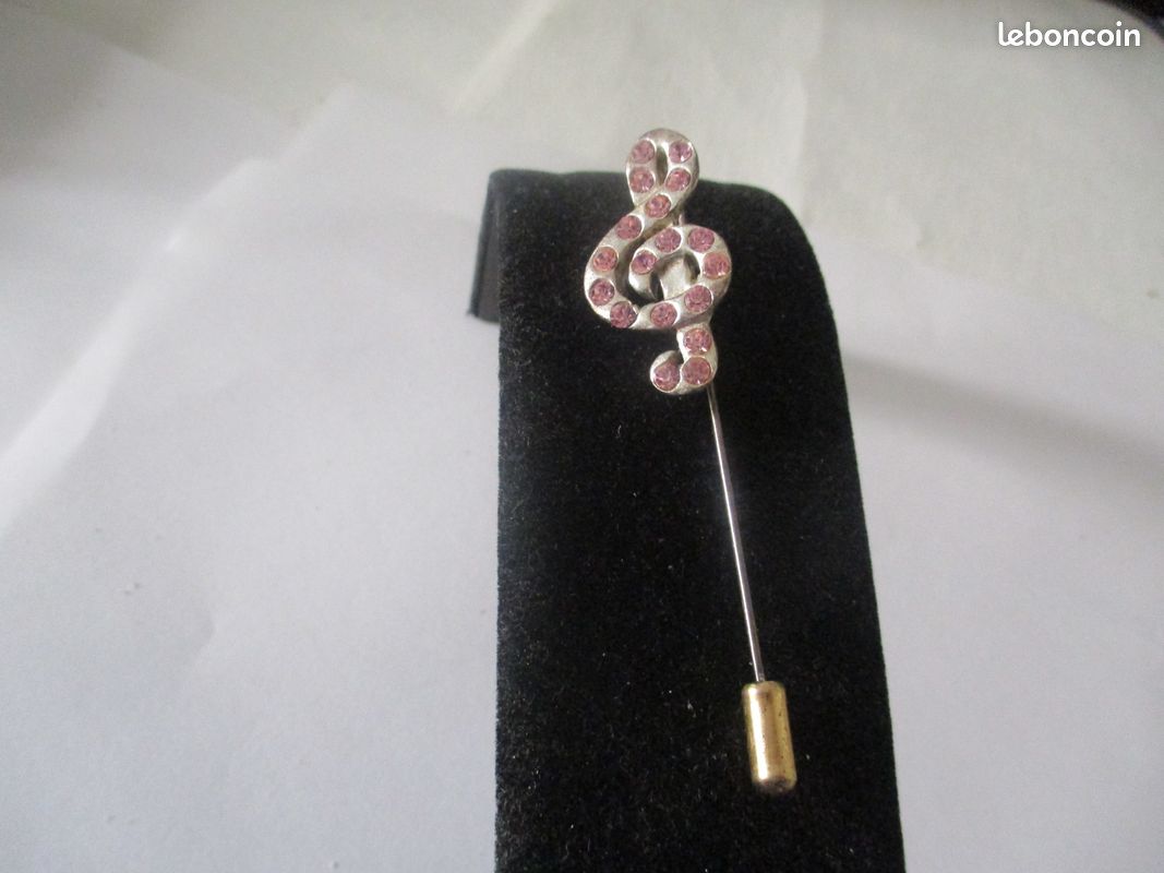 Broche Vintage Dorée - Motif Note De Musique - Paris France - Bijou Ancien