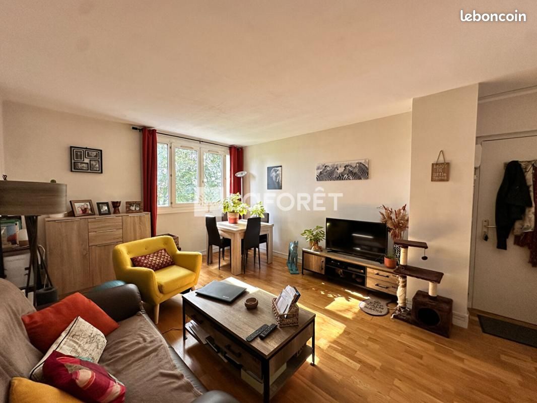 Appartement 3 pièces 48 m² · à Saint-Germain-lès-Arpajon · 48 m² · 855 €/mois