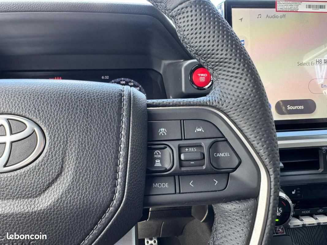 Toyota tacoma trd sport premium (image 12)