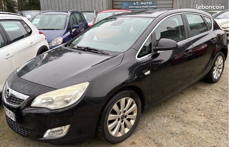 OPEL ASTRA J 1.7 CDTI 110cv Nombreuses pièces Neuves ROULANTE POUR PROFESSIONNELS (image 1)