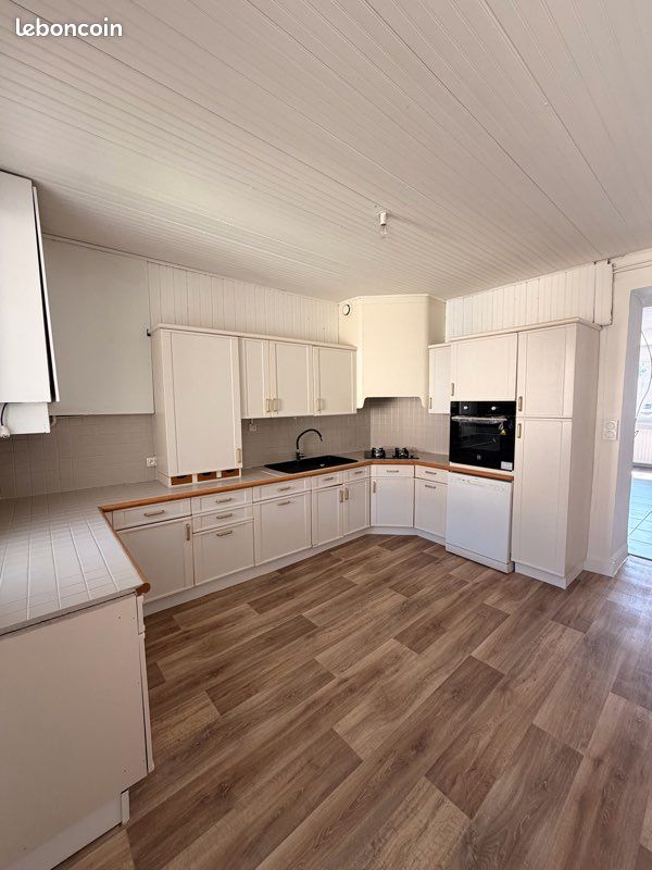 Maison 4 pièces 92 m² · à Château-Gontier-sur-Mayenne · 92 m² · 790 €/mois