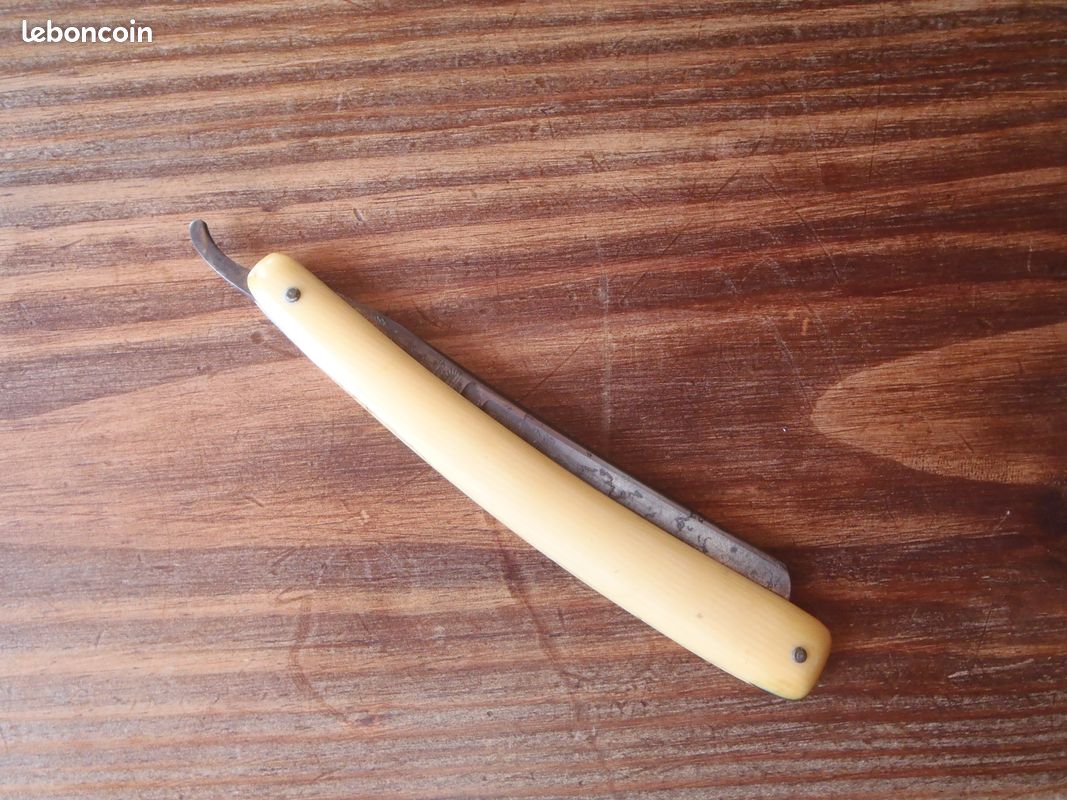 Rasoir Coupe-choux Ancien Le Grelot Hospital Thiers 71 6/8 - Occasion - Fabriqué En France