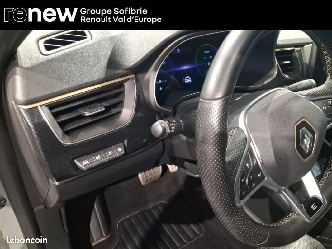 Renault Arkana E-Tech hybride 145 - 22 Engineered (image 16)