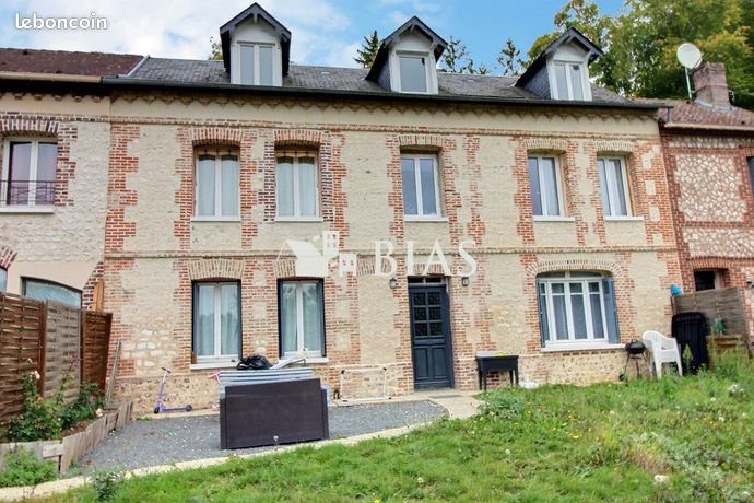Maison 4 pièces 105 m²
