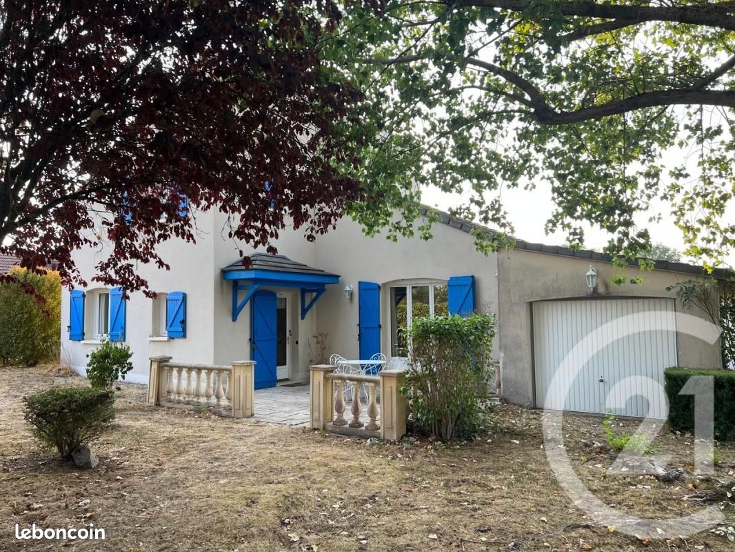 Maison 4 pièces 110 m² · à Lignerolles · 110 m² · 209 000 €