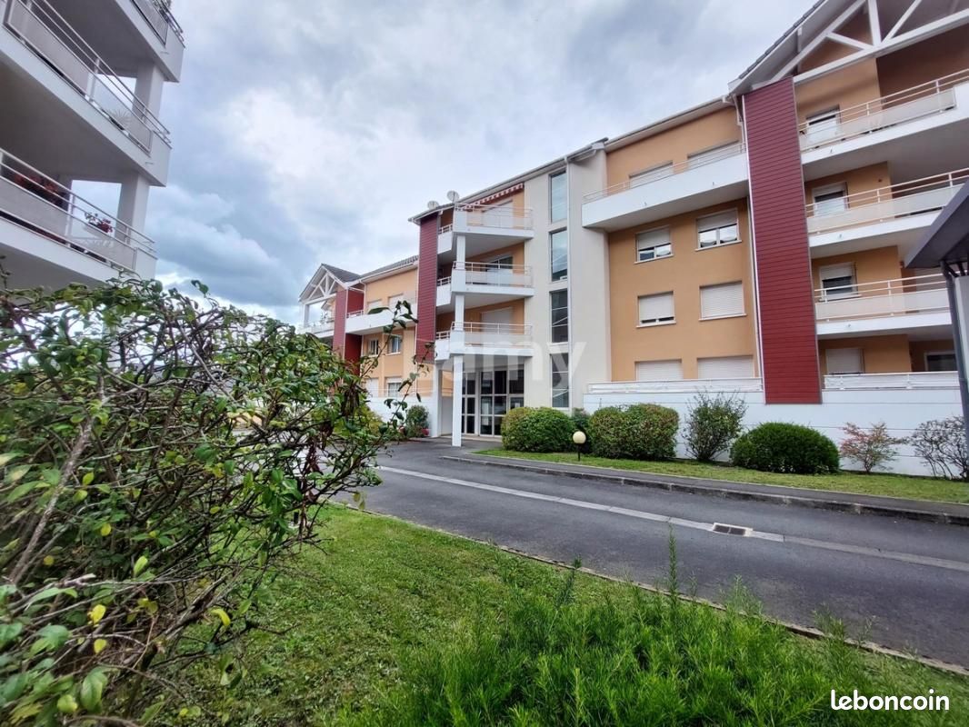 Appartement 3 pièces 74 m² · à Gelos · 74 m² · 730 €/mois