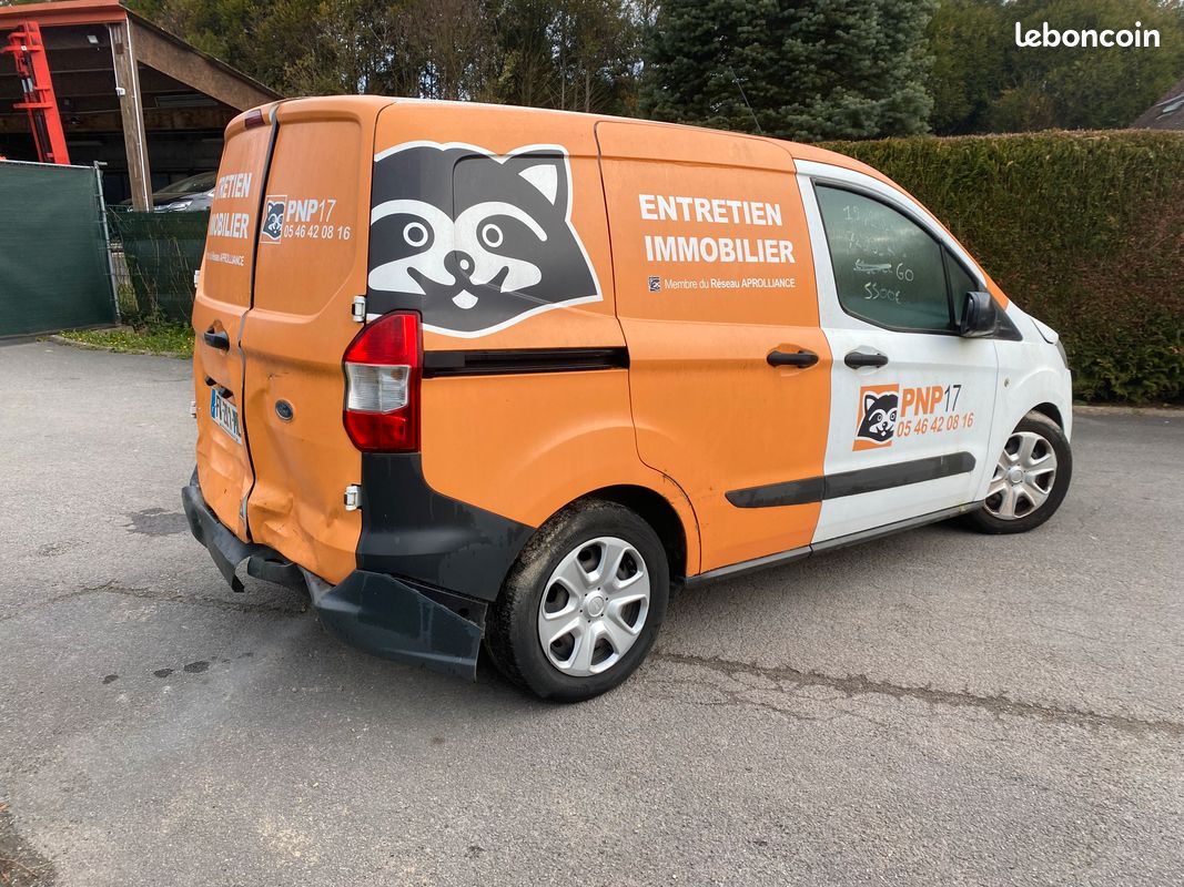 FORD TRANSIT accidenté (image 4)