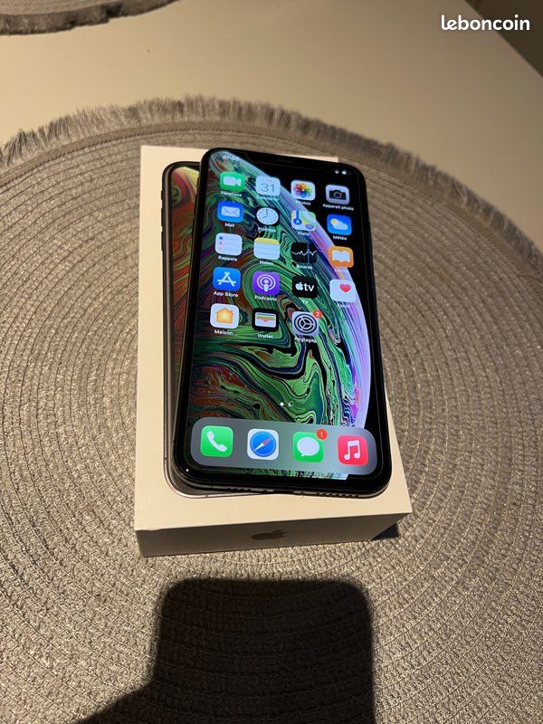 IPhone XS Max Excellent état (image 1)