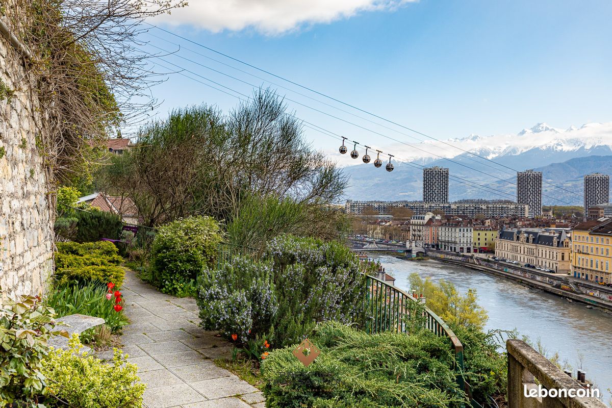 Appartement 5 pièces 170 m²