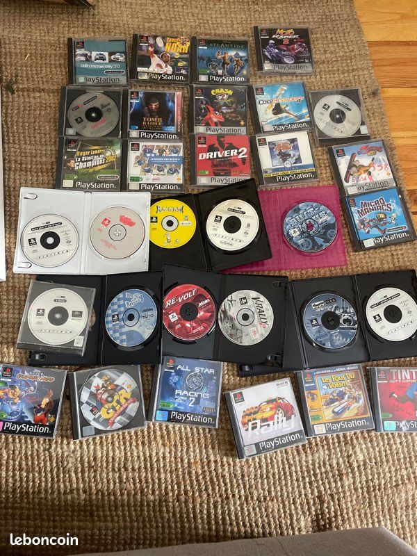 Lot De 18 Jeux PS1 Loose (sans Boîte) : Blade, Mickey, Duke Nukem, Colin McRae, Etc.
