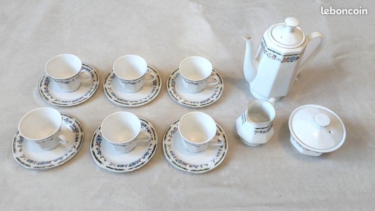 Service De Table 12 Pièces En Porcelaine Avec Assiettes Et Bols Carrés Avec 4 Assiettes Plates