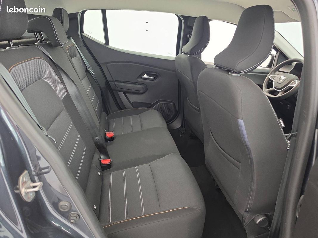 RENAULT Austral mild hybrid 160 auto Techno (image 16)