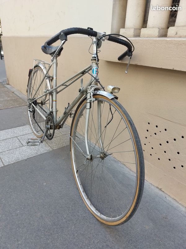 Vélo vintage à rénover (image 1)