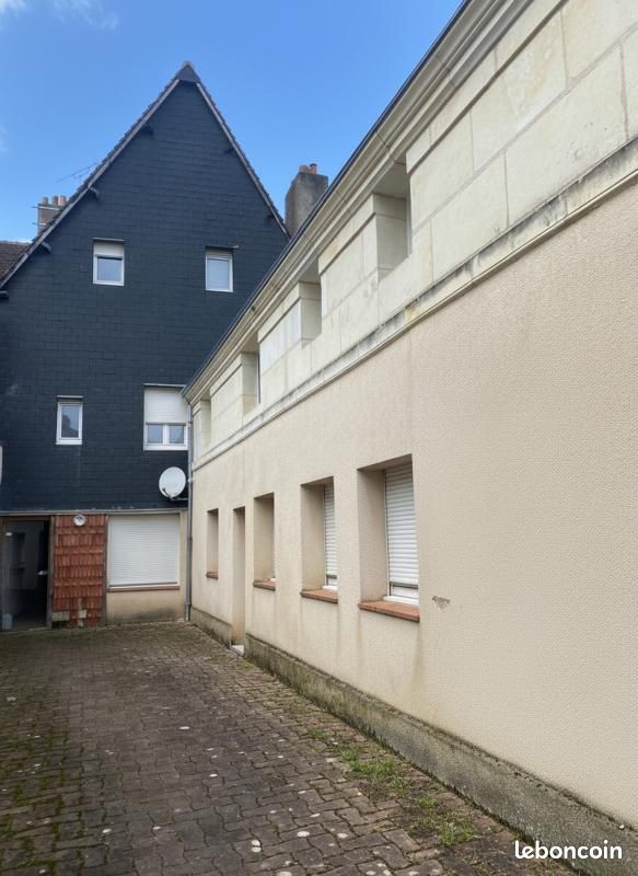Immeuble 300 m² · à Montoire-sur-le-Loir · 300 m² · 137 500 €