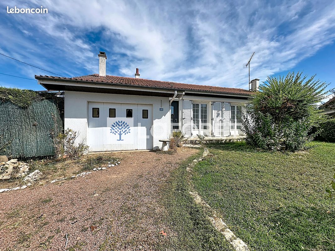 Maison 5 pièces 94 m² · à Saint-Varent · 94 m² · 100 940 €
