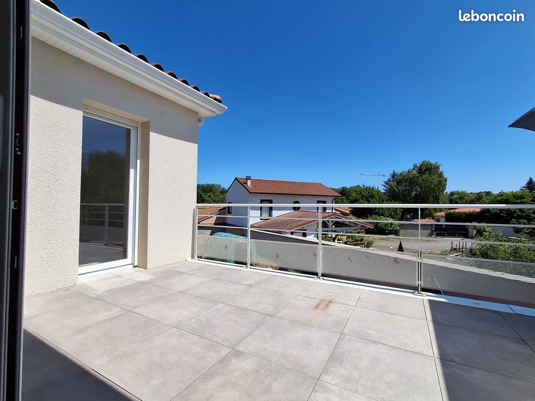 Appartement 3 pièces 92 m² · à Montbrison · 92 m² · 891 €