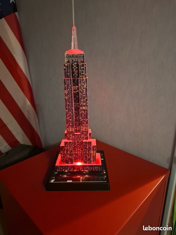 CubicFun Puzzle 3D Empire State Building Con Iluminación LED – 38 Piezas Sin Herramientas Ni Pegamento, Incluye Pilas AA Y Soporte – Desde 8 Años