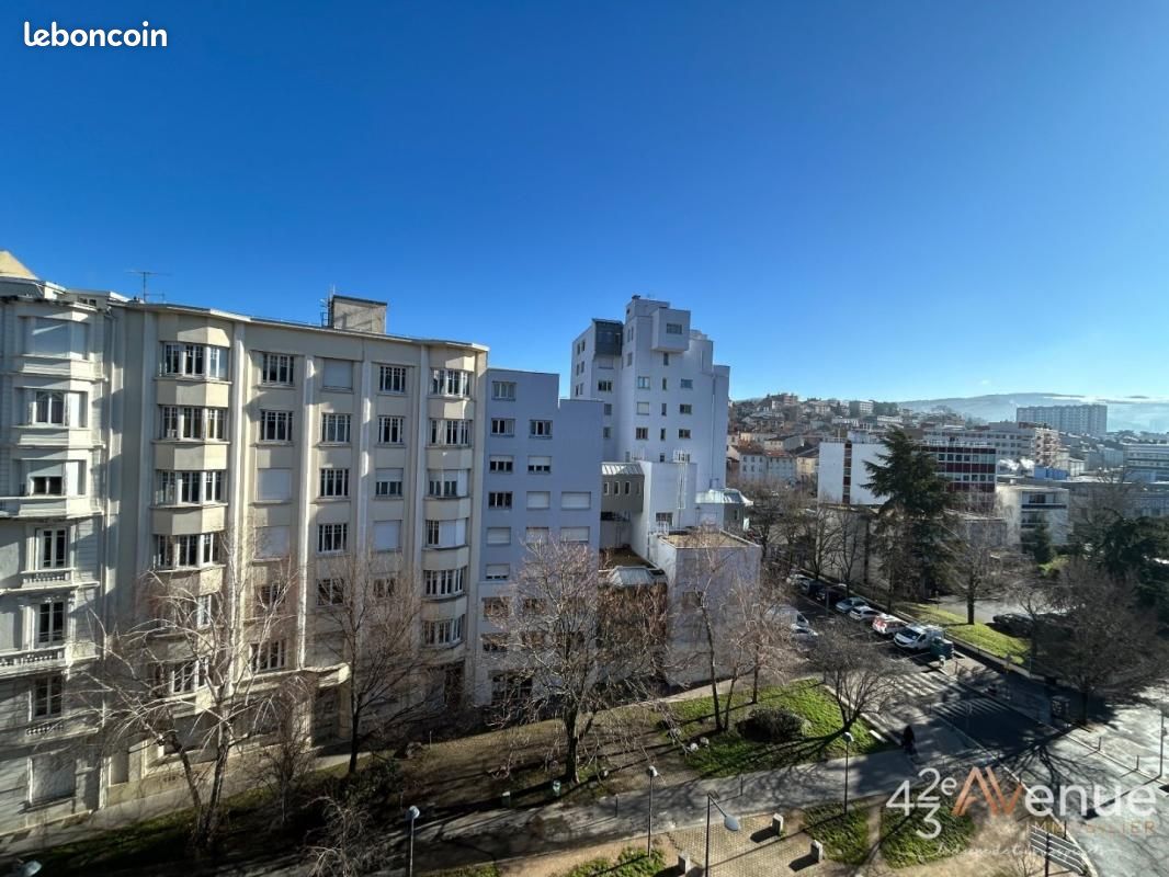 Appartement 4 pièces 92 m² · à Saint-Étienne · 92 m² · 99 000 €