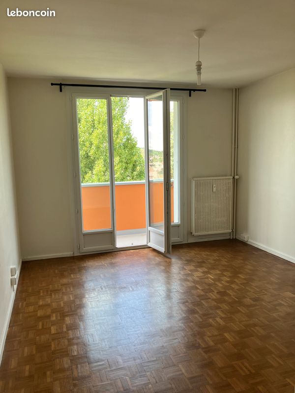 Appartement 2 pièces 45 m² · à La Ferté-Bernard · 45 m² · 530 €