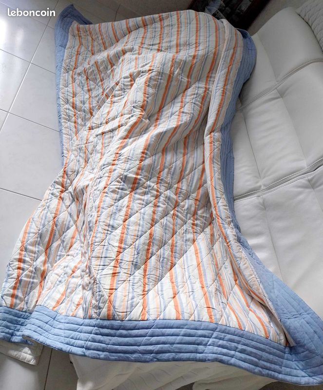Dessus de lit + tête de lit + rideaux (ensemble complet) (image 2)