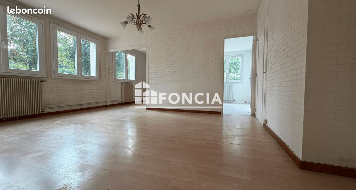 Appartement 4 pièces 67 m² · à Bourgoin-Jallieu · 67 m² · 115 000 €