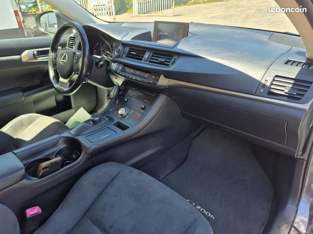 Lexus ct (2) 200h pack (image 6)