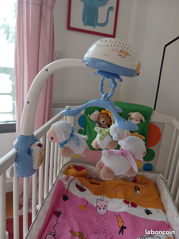 Vends mobile bébé musical (image 1)