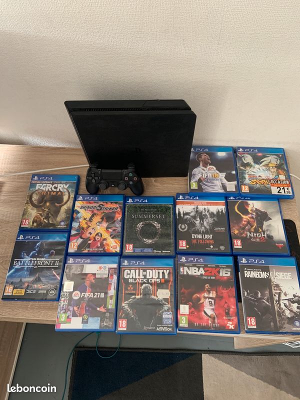Ps4 slim avec 1 manette et 12 jeux (image 2)