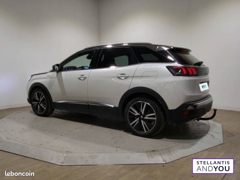 Peugeot 3008 Hybrid4 300 e-EAT8 GT Pack (image 3)
